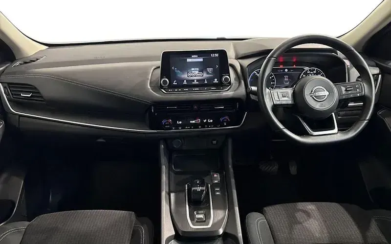Used Nissan Qashqai Acenta Premium 190 HP (139 kW) 2022 White SUV