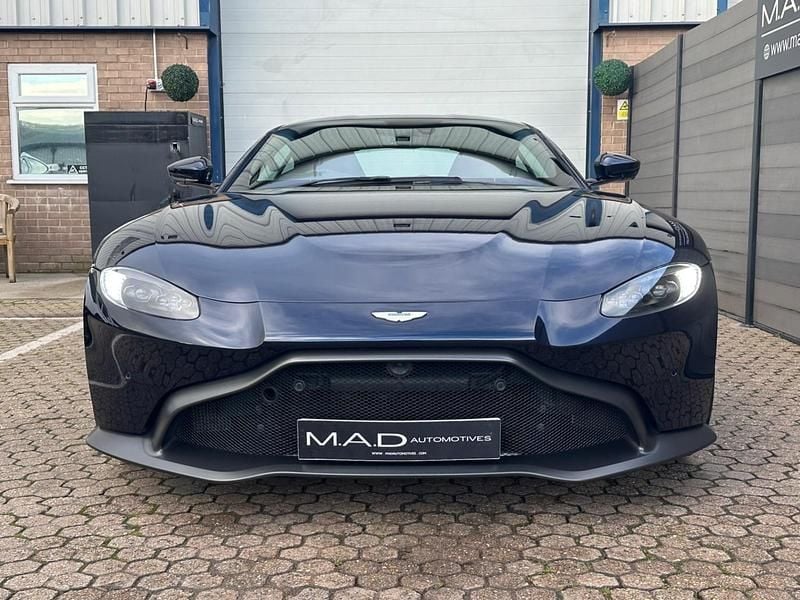Used Aston Martin Vantage 510 HP (375 kW) 2021 Blue Coupe