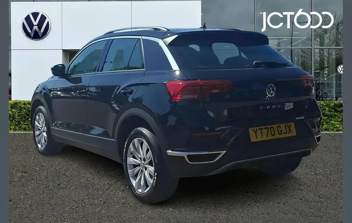 Used VW T-Roc SE 150 HP (110 kW) 2020 Black SUV