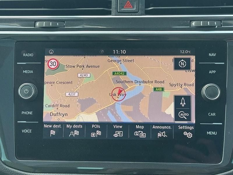 Used VW Tiguan SEL 150 HP (110 kW) 2017 Blue SUV