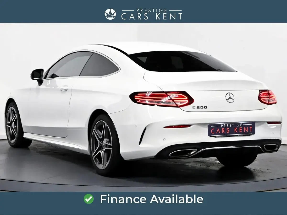 Used Mercedes C200 AMG line 184 HP (135 kW) 2019 White Coupe