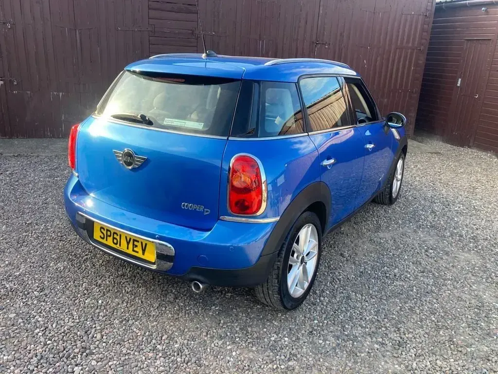 Used Mini Cooper D 112 HP (82 kW) 2011 Blue Hatchback