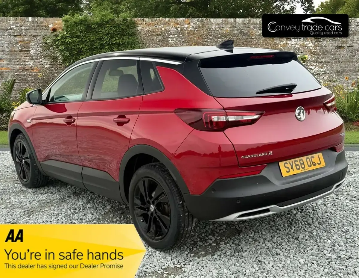 Used Vauxhall Grandland X Sport 130 HP (95 kW) 2018 Red SUV