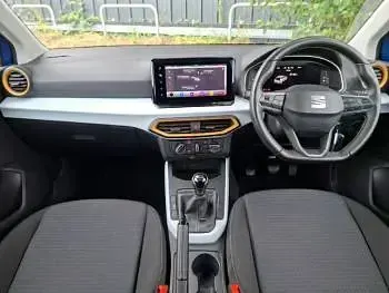 Used Seat Arona SE Technology 95 HP (69 kW) 2022 Blue SUV