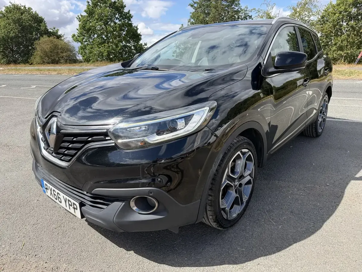 Used Renault Kadjar Dynamique 110 HP (80 kW) 2016 Black SUV