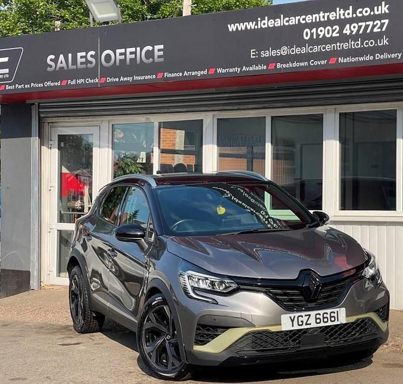 Grey/black Used 2023 Renault Captur Engineered SUV | £12,795 (Super price) - Image 1/3