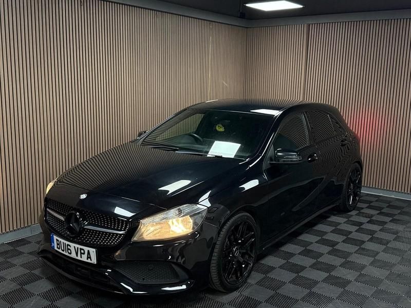 Usado Mercedes A200 AMG line 2016 Preto Citadino