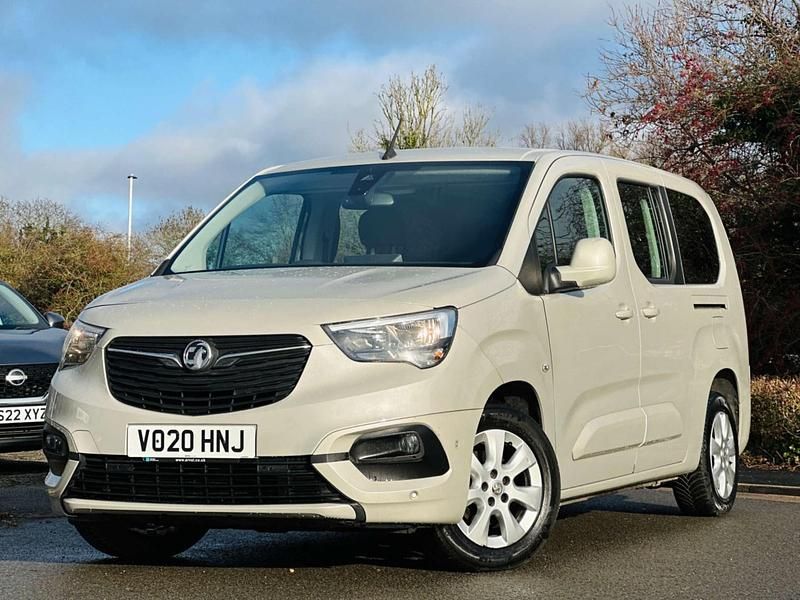 Used Vauxhall Combo S 110 HP (80 kW) 2020 Grey MPV