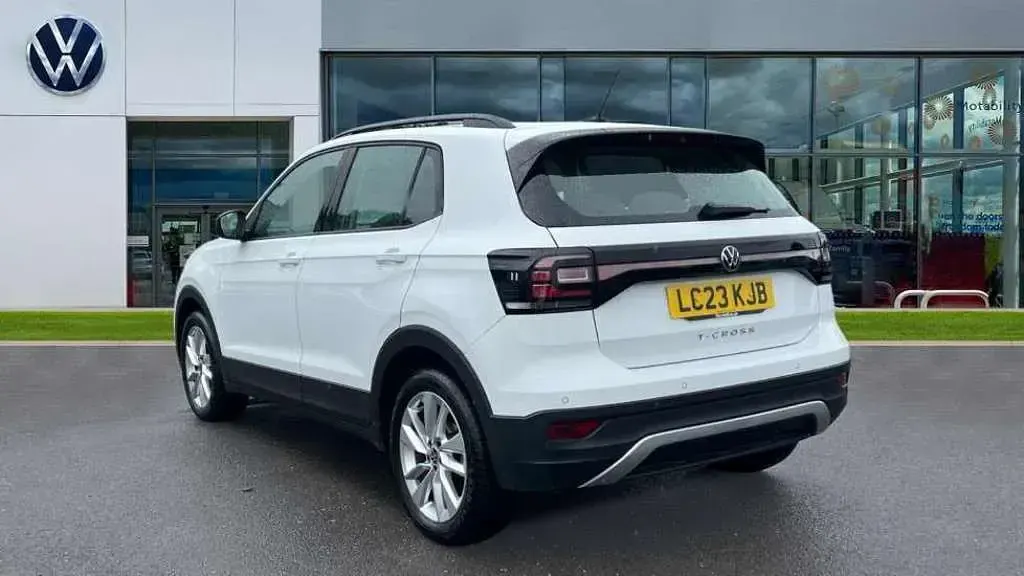 Used VW T-Cross SE 110 HP (80 kW) 2023 White SUV