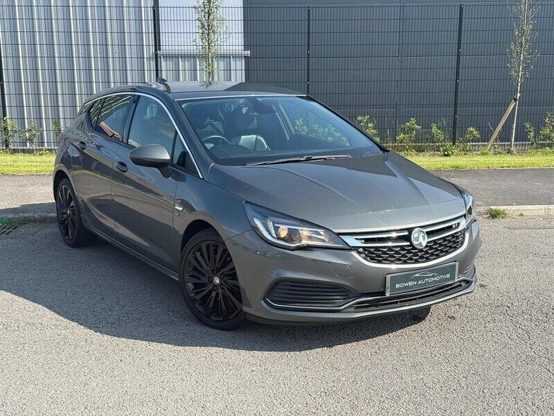Grey Used 2017 Vauxhall Astra Elite Hatchback | £6,995 (Fair price) - Image 1/4