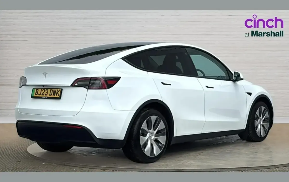 Used Tesla Model Y RWD 219 kW (299 HP) 2023 White SUV