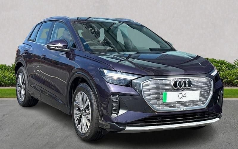 New 2026 Audi Q4 e-tron Sport SUV | £50,199 (Good price) - Image 1/4