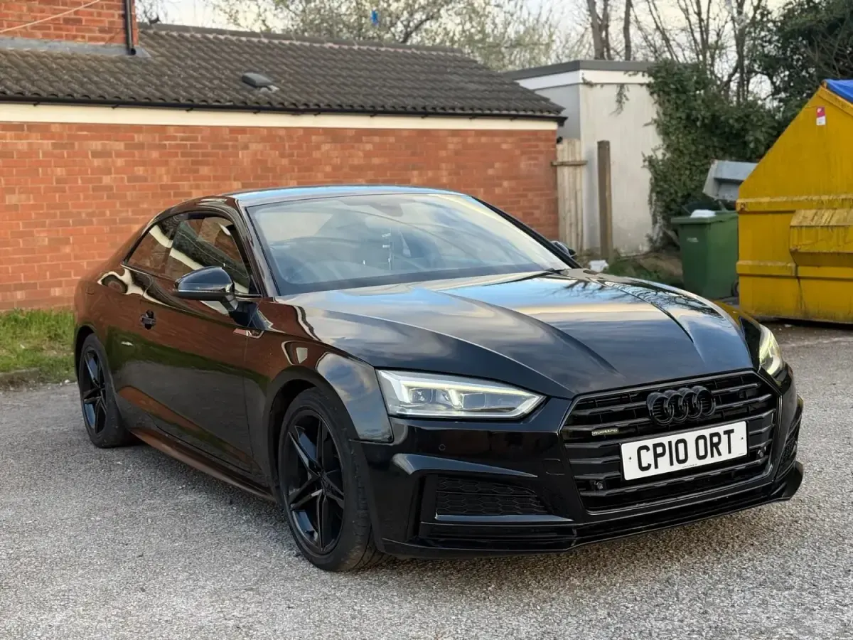 Begagnad Audi A5 S-Line 2017 Svart Sportkupé