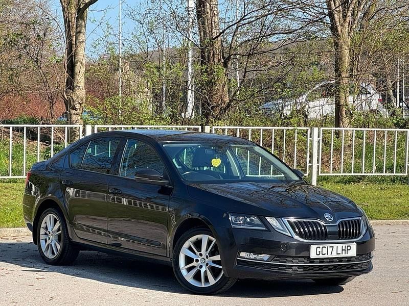 Begagnad Skoda Octavia SE L 2017 Svart Halvkombi