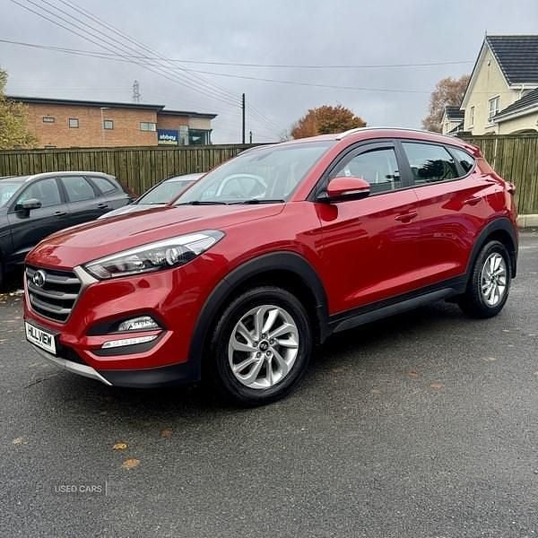 Red Used 2017 Hyundai Tucson SE SUV | £11,650 (Fair price) - Image 1/4