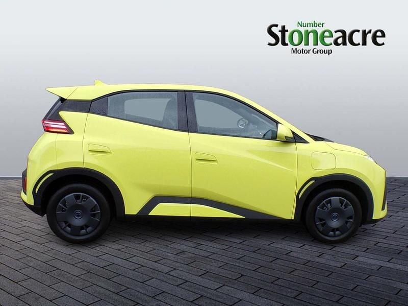 New BYD Dolphin Active 64 kW (88 HP) 2025 Green Hatchback