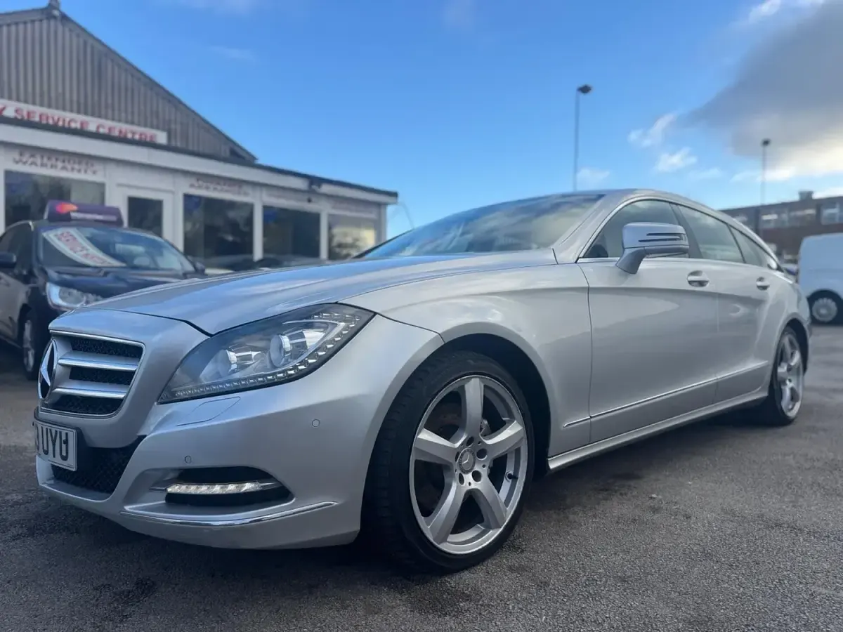 Used Mercedes CLS350 Shooting Brake 265 HP (194 kW) 2013 Silver Estate