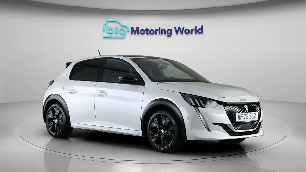 Gebraucht Peugeot 208 GT 102 PS (75 kW) 2022 Kleinwagen