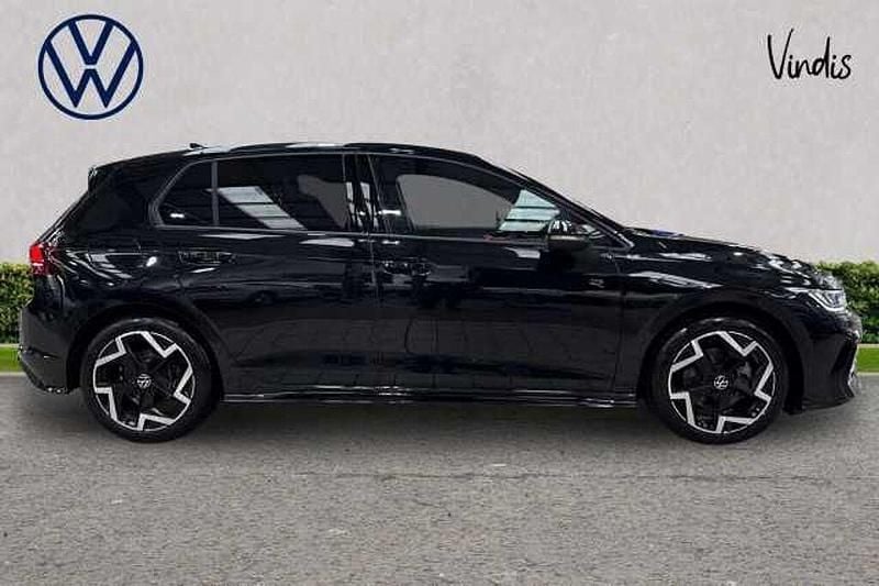 Used VW Golf VIII 150 HP (110 kW) 2025