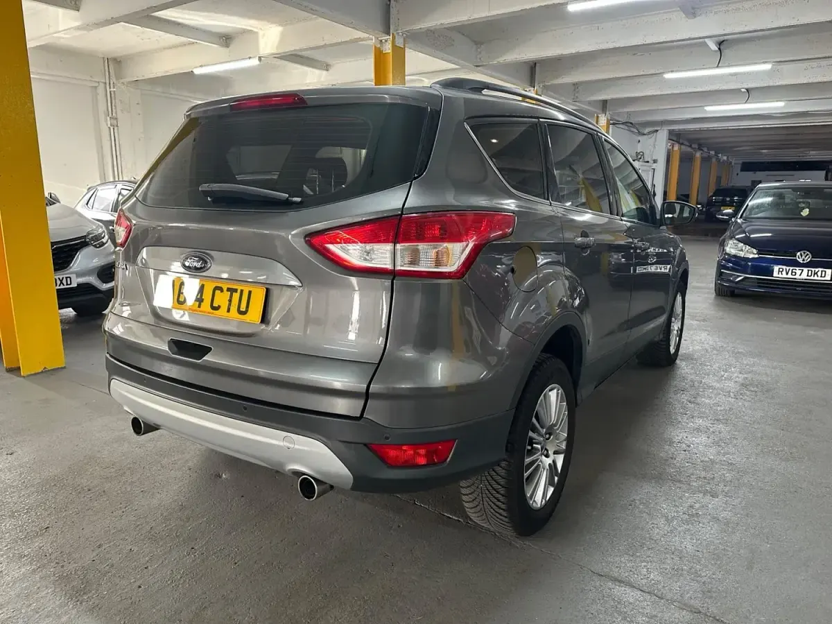 Second-hand Ford Kuga Titanium 163 CP (119 kW) 2014 Gri SUV