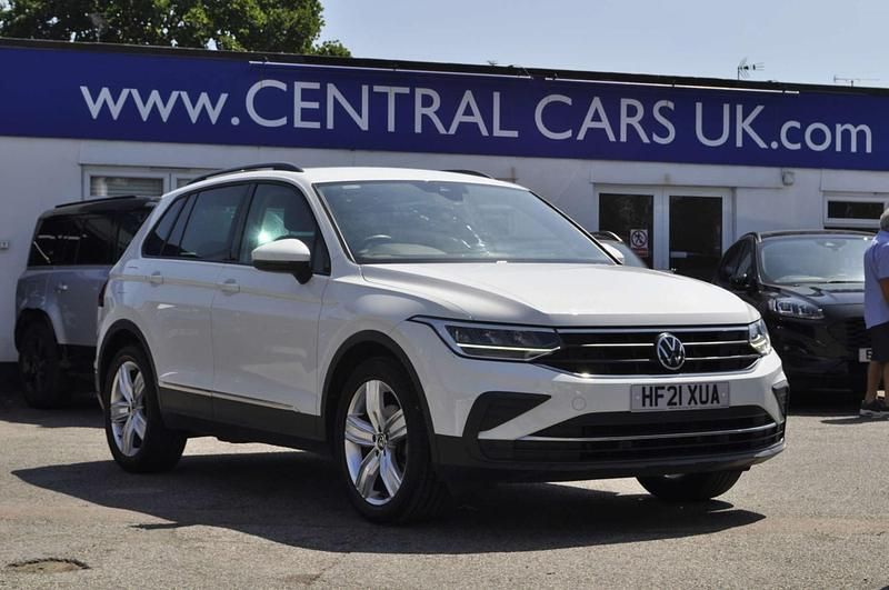 White Used 2021 VW Tiguan Life SUV | £18,995 (Fair price) - Image 1/4