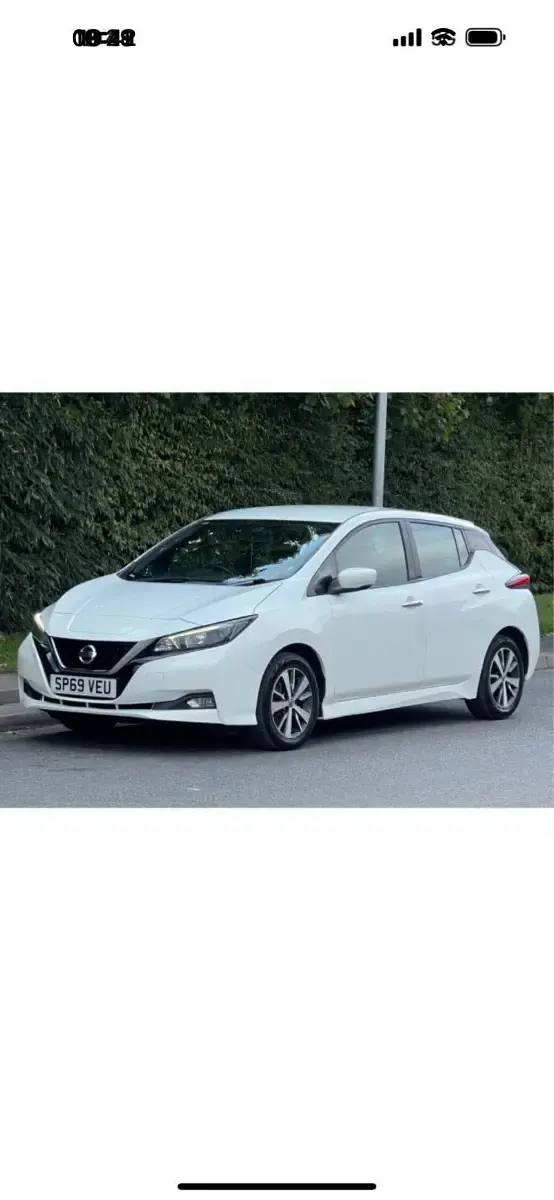 Used Nissan Leaf Acenta 110 kW (150 HP) 2019 White Hatchback