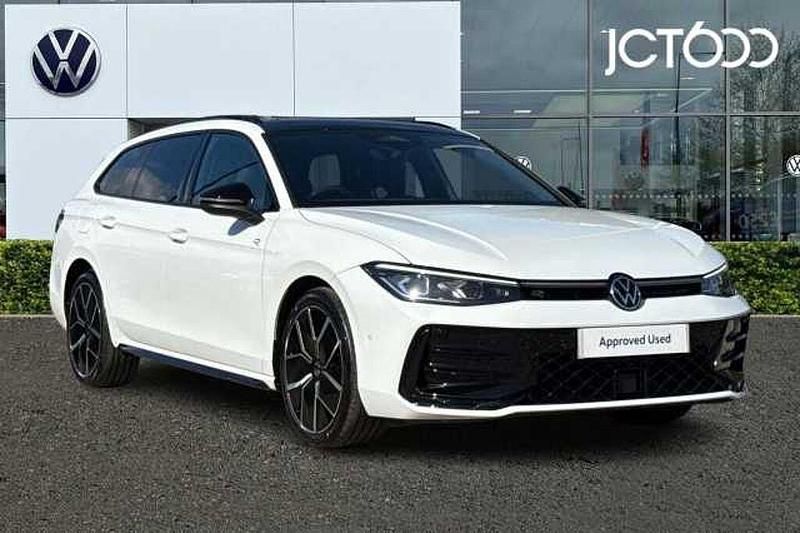 White Used 2024 VW Passat R-line Estate | £32,028 - Image 1/4
