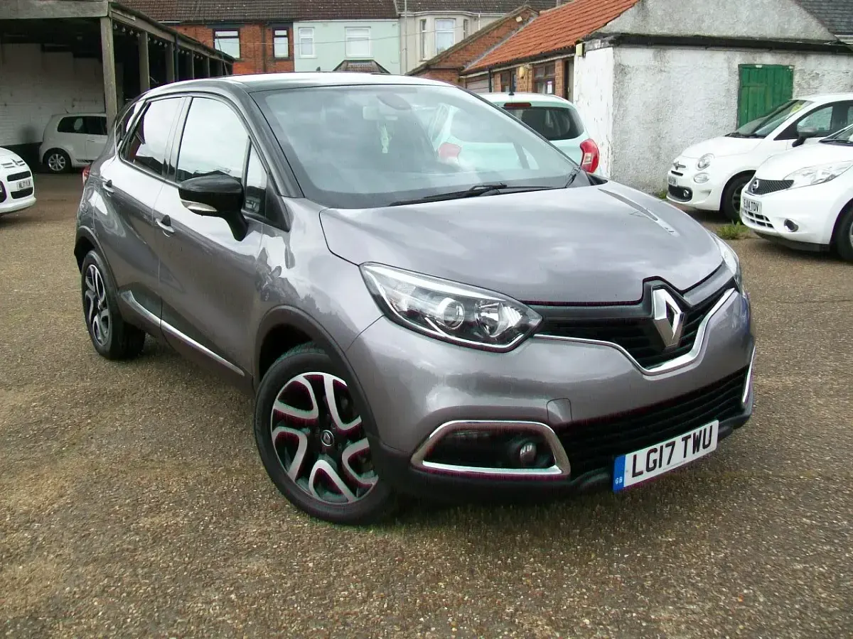 Gebraucht Renault Captur Dynamique 90 PS (66 kW) 2017 Grau SUV
