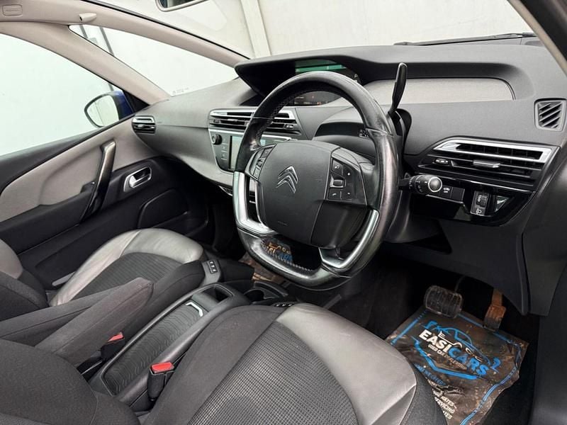 Used Citroën Grand C4 Picasso Flair 120 HP (88 kW) 2017 Blue MPV