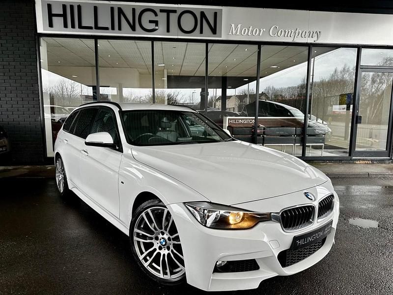 Begagnad BMW 320 M Sport 2015 Vit Kombi