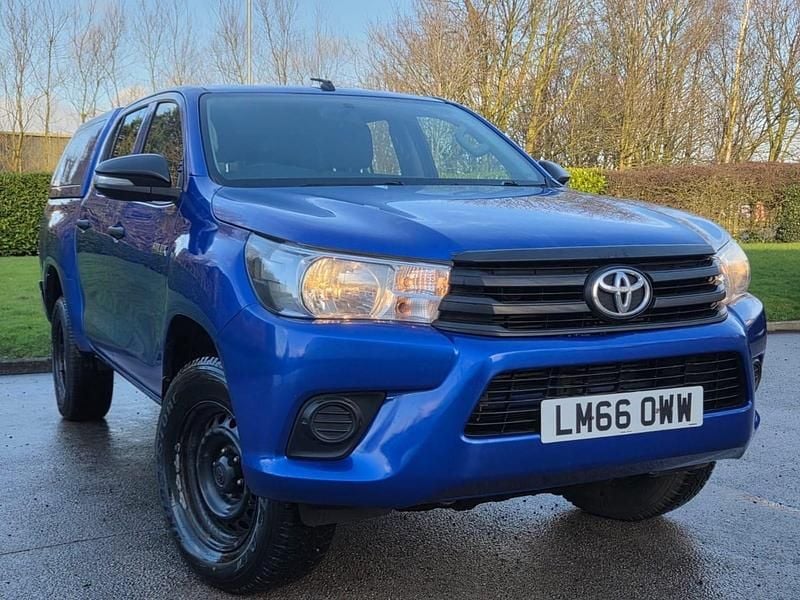 Blue Used 2016 Toyota HiLux Active Pickup | £14,845 (Expensive) - Image 1/4