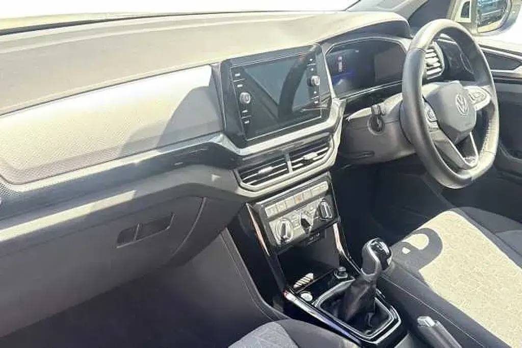 Used VW T-Cross 95 HP (69 kW) 2025 SUV