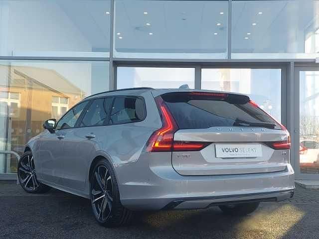 Used Volvo V90 Ultra 455 HP (334 kW) 2024 Silver Estate