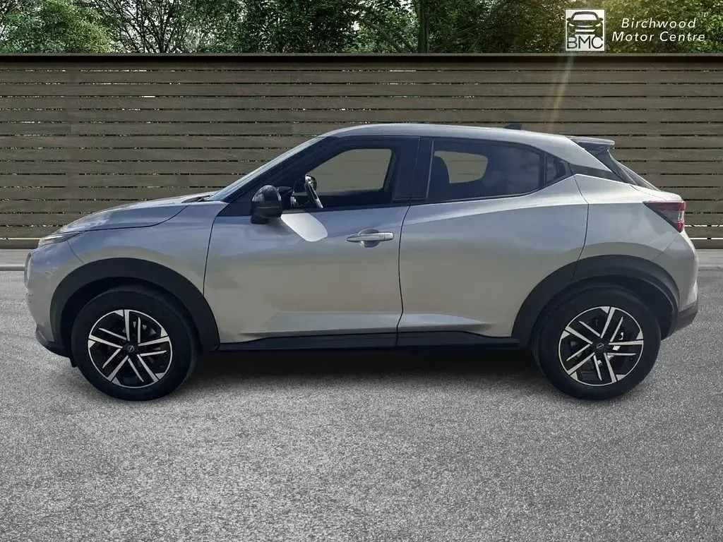 Gebraucht Nissan Juke N-Connecta 114 PS (83 kW) 2025 Silber SUV