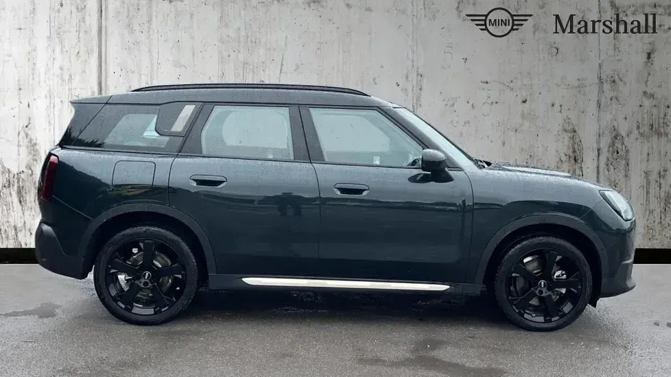 Used Mini Countryman 170 HP (125 kW) 2025 Legend grey SUV