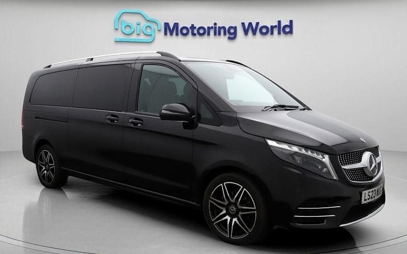 Black Used 2023 Mercedes V300 AMG line MPV | £52,300 (Good price) - Image 1/4