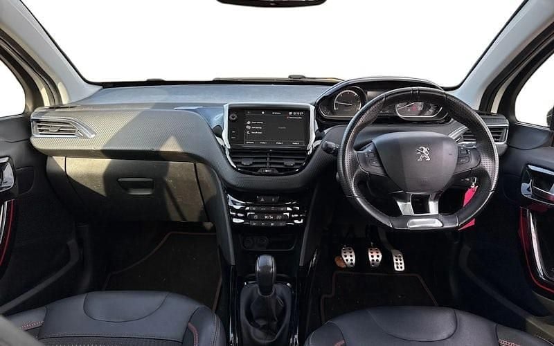 Used Peugeot 2008 GT-line 102 HP (75 kW) 2019 White SUV