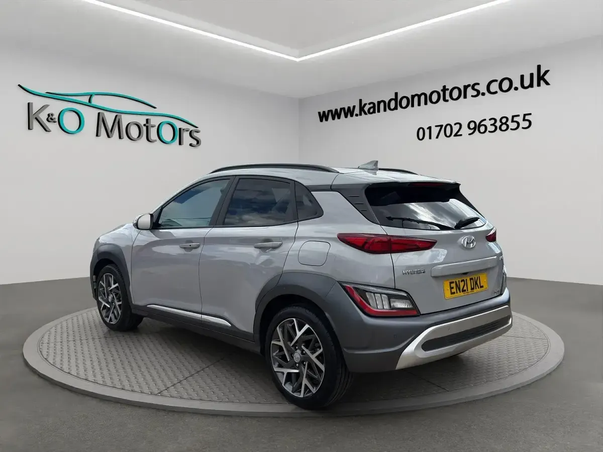Used Hyundai Kona Premium 141 HP (103 kW) 2021 Grey SUV