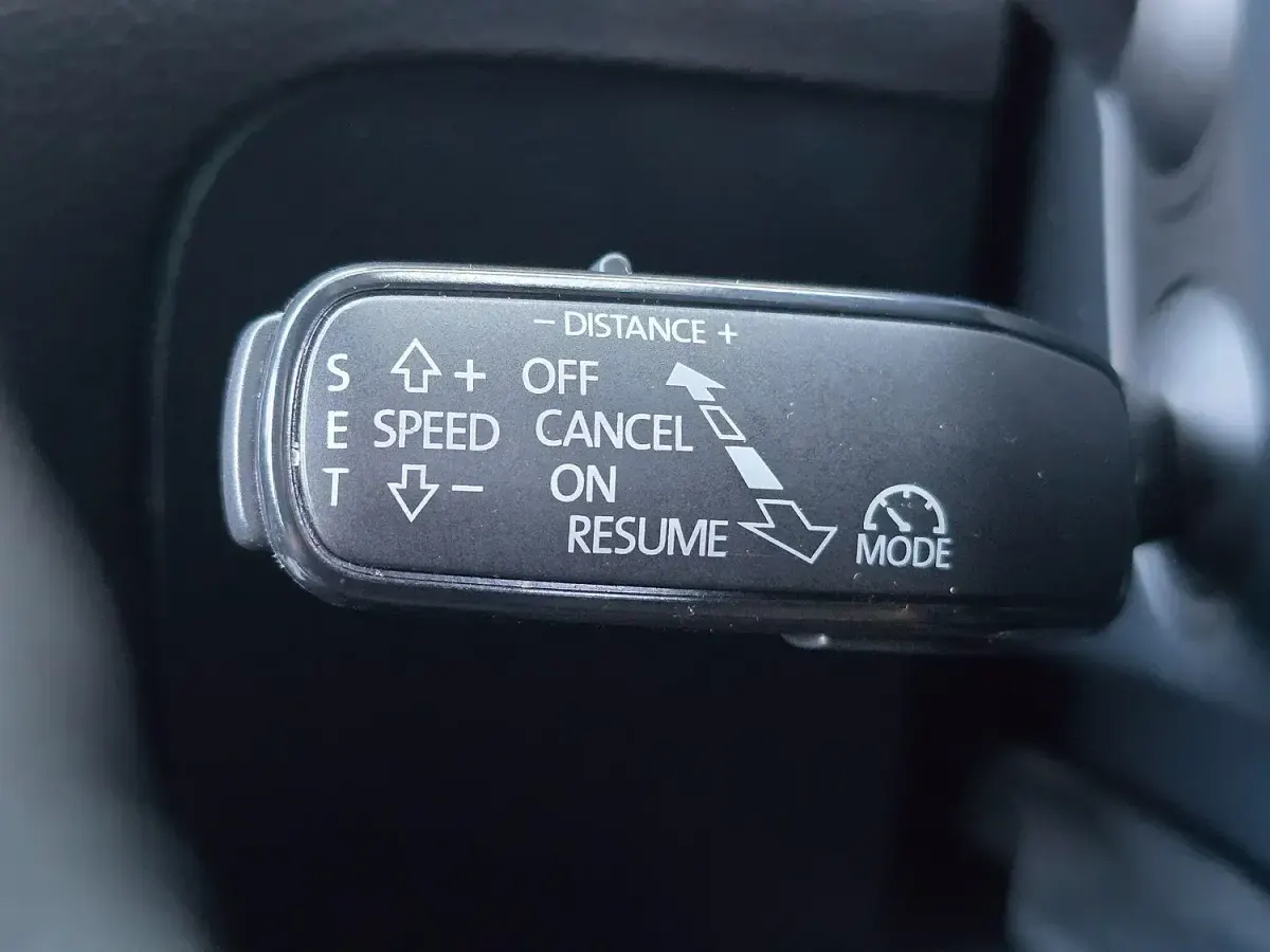 Used Skoda Superb SE Technology 150 HP (110 kW) 2019 Black Hatchback