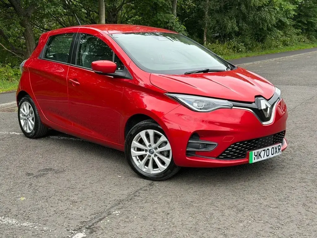 Used Renault Zoe Iconic 100 kW (136 HP) 2020 Red Hatchback