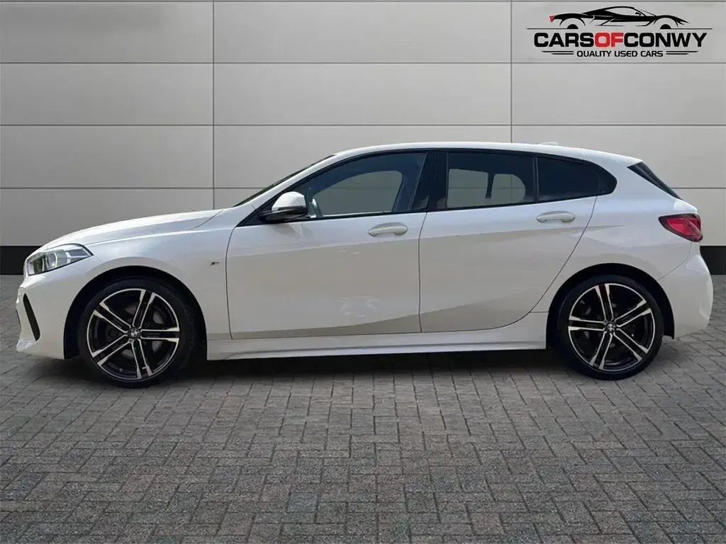 Used BMW 118 M Sport 140 HP (102 kW) 2020 White Hatchback