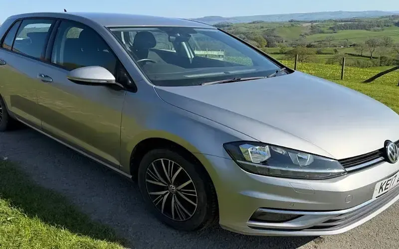 Second-hand VW Golf VII SE 116 CP (85 kW) 2017 Hatchback
