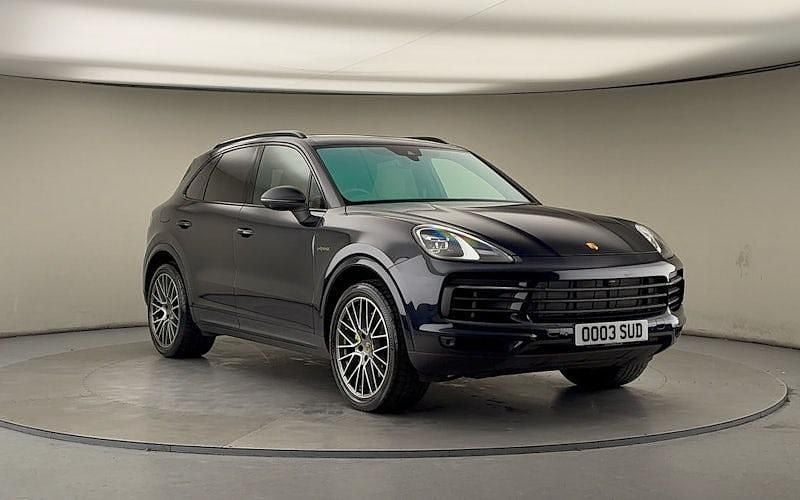 Used Porsche Cayenne Platinum Edition 462 HP (339 kW) 2022 Blue SUV