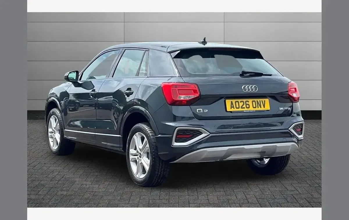 New Audi Q2 Sport 147 HP (108 kW) 2026 Grey SUV