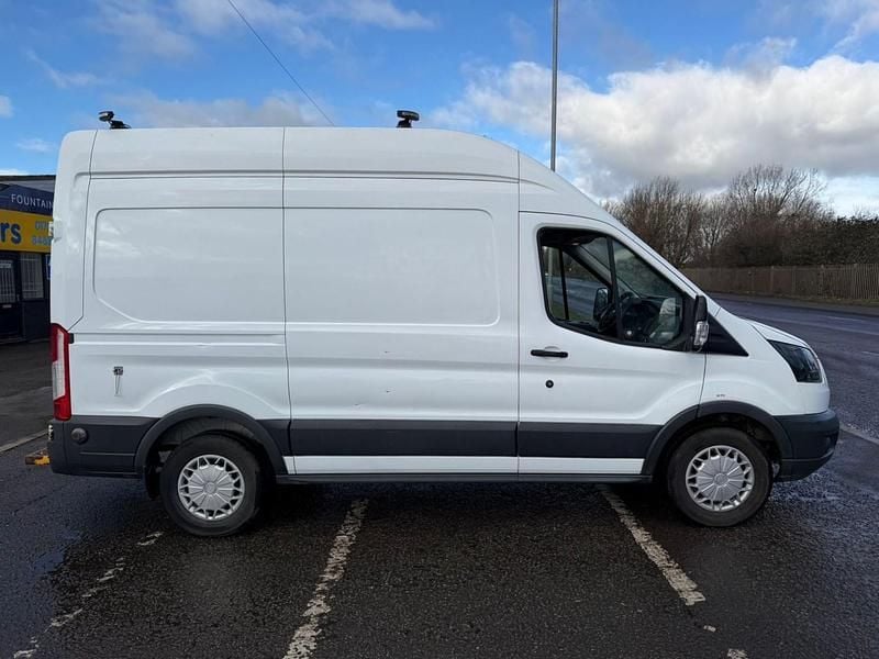 Used Ford Transit 2018 White MPV