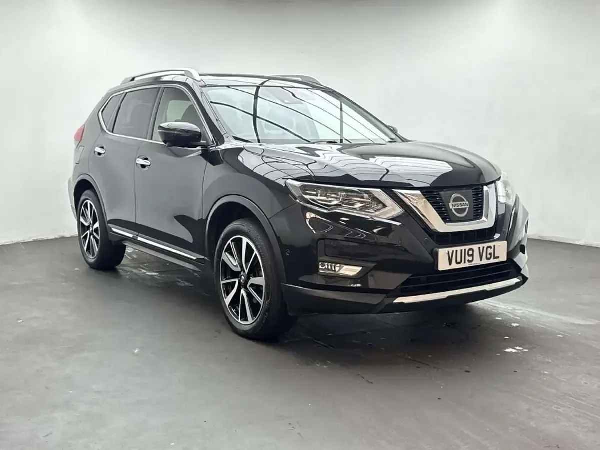 Used Nissan X-Trail Tekna 130 HP (95 kW) 2019 Black SUV