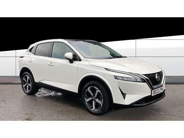 White Used 2022 Nissan Qashqai N-Connecta SUV | £18,976 (Fair price) - Image 1/4