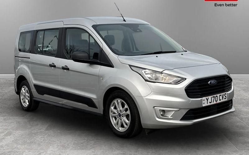 Begagnad Ford Tourneo Zetec 101 HK (74 kW) 2021 Kombi