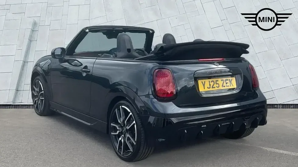 Used Mini Cooper 118 kW (161 HP) 2025 Grey Hatchback