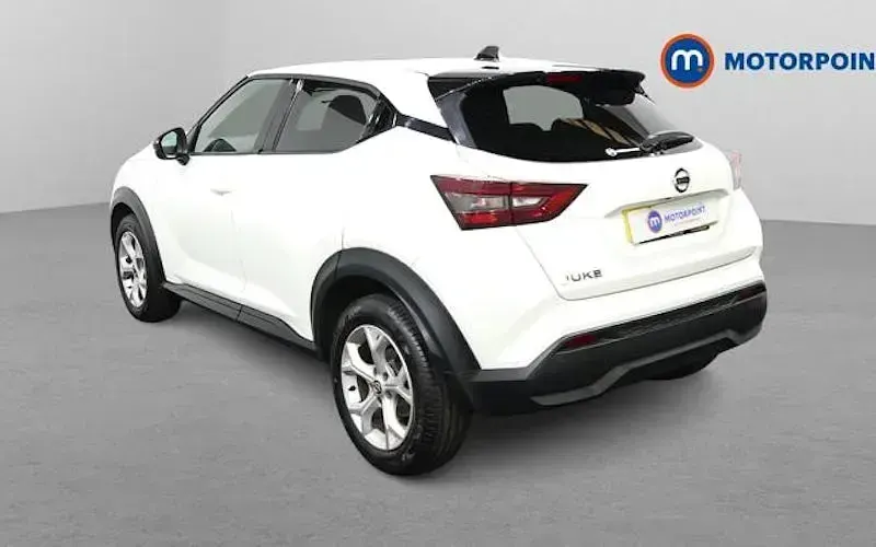 Usado Nissan Juke N-Connecta 117 HP (86 kW) 2020 Branco SUV
